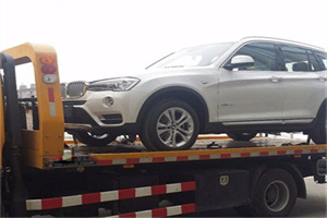 洪山拖车24小时服务电话